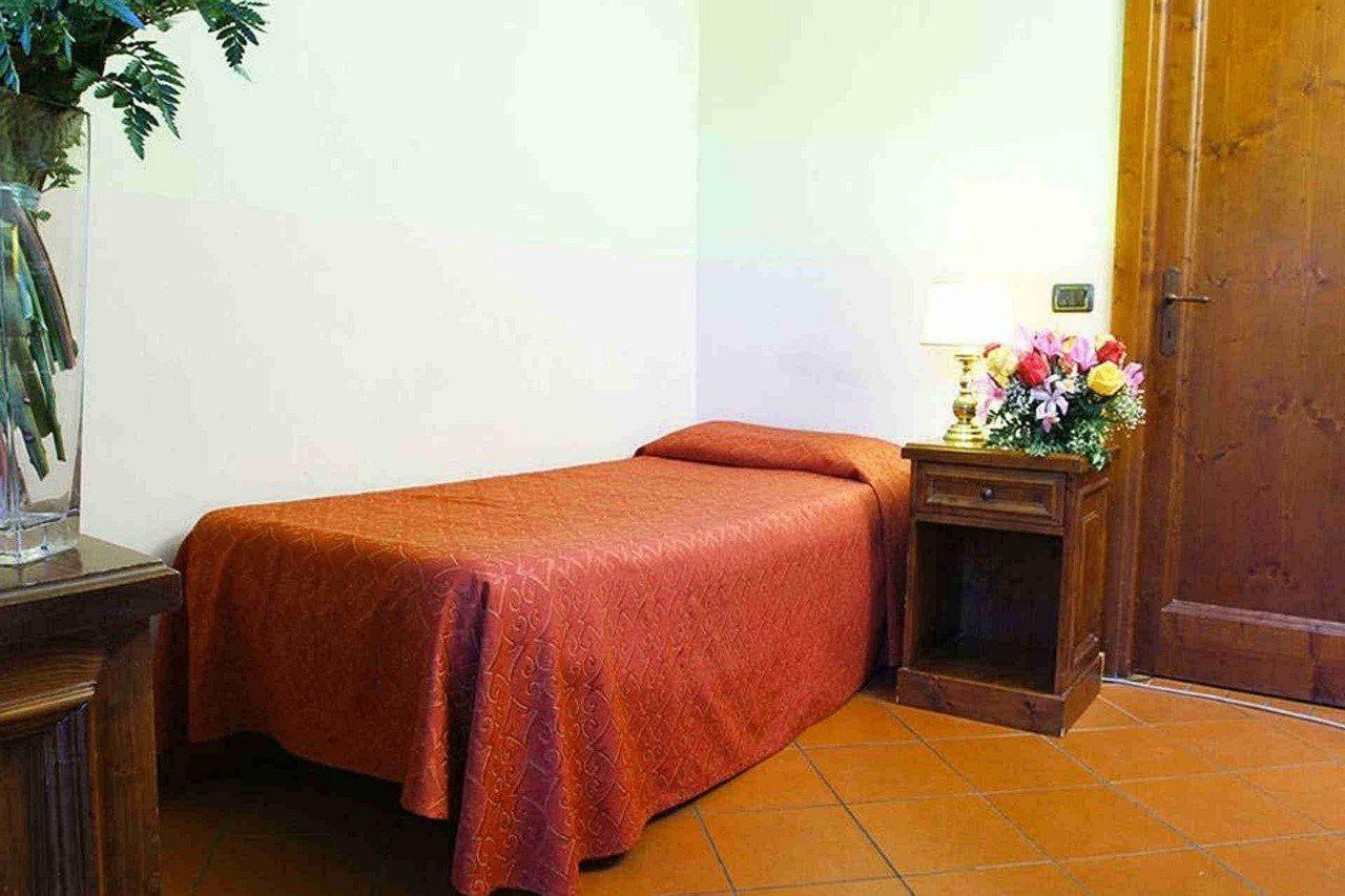 Domus Sessoriana Bed & Breakfast Rome Exterior photo