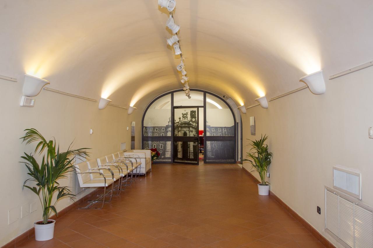 Domus Sessoriana Bed & Breakfast Rome Exterior photo