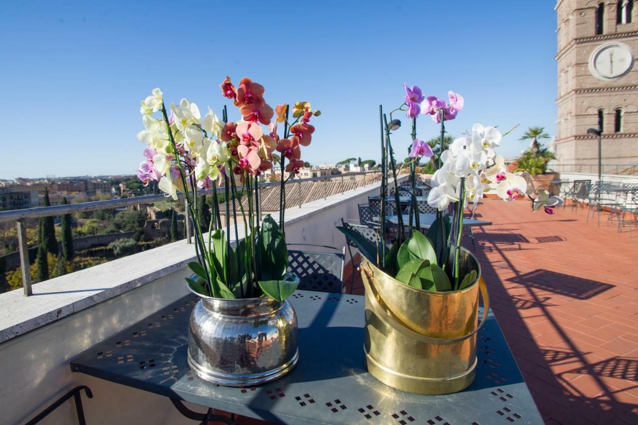 Domus Sessoriana Bed & Breakfast Rome Exterior photo